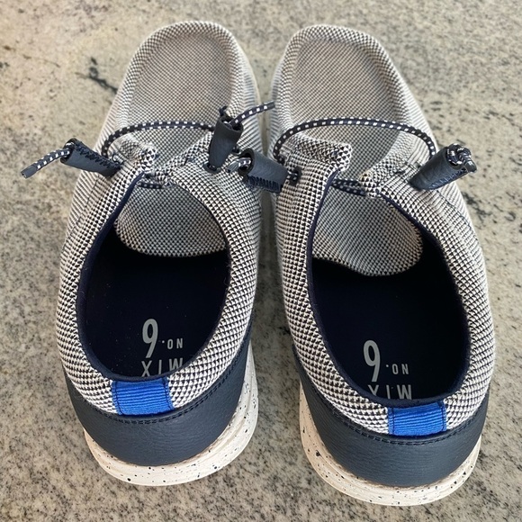 NEW Mix No.6 Men’s “Alister” Slip-on. Men’s Size 8.5. Gray main image 12